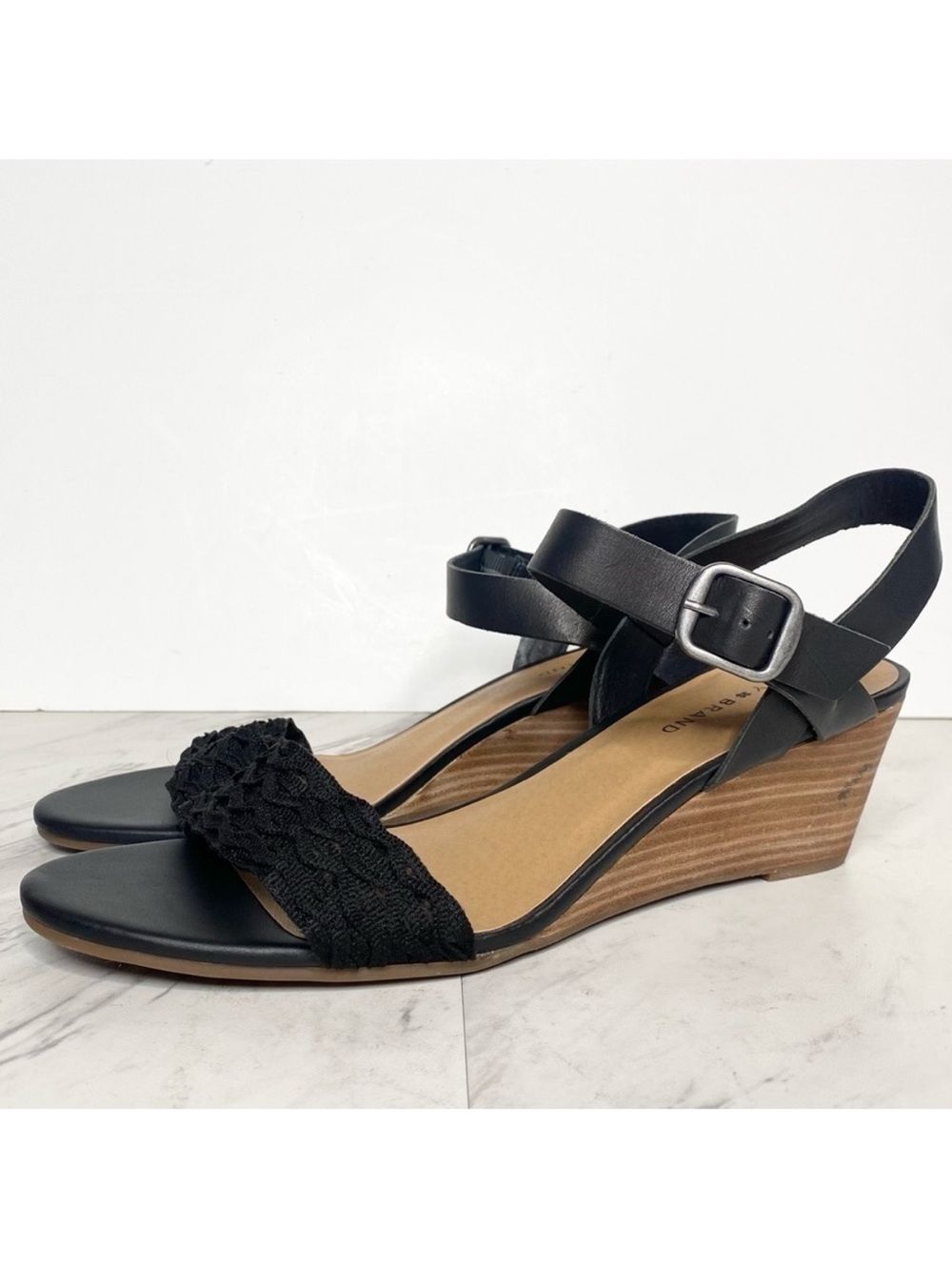 New! Lucky Brand Jaliena Black Wedge Heel Sandal 12M